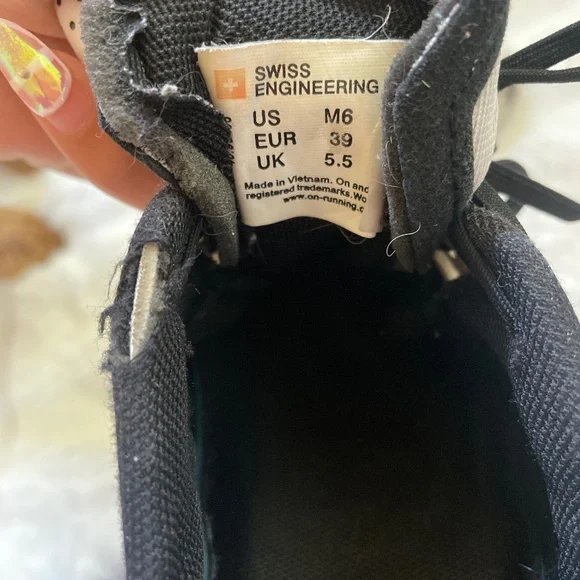 On clouds - Picture 3 of 5